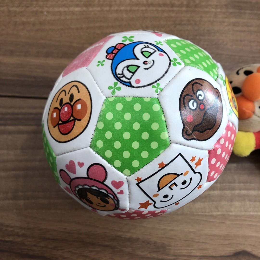 Agatsuma(アガツマ)のアンパンマン　カラフルサッカーボール　アガツマ エンタメ/ホビーのおもちゃ/ぬいぐるみ(その他)の商品写真