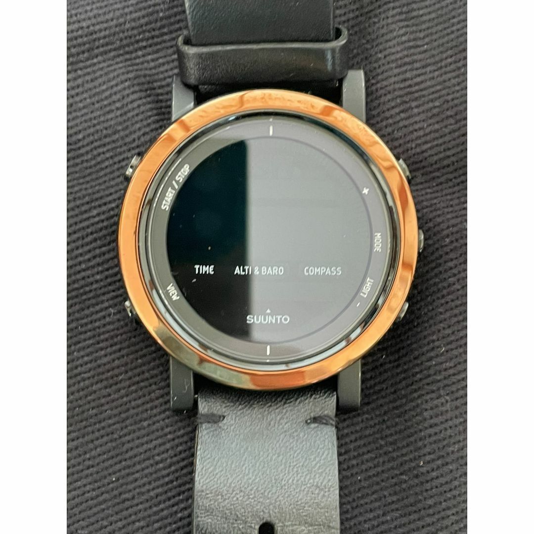 SUUNTO(スント)のSUUNTO スント エッセンシャル カッパー SS022439000 腕時計 メンズの時計(腕時計(デジタル))の商品写真