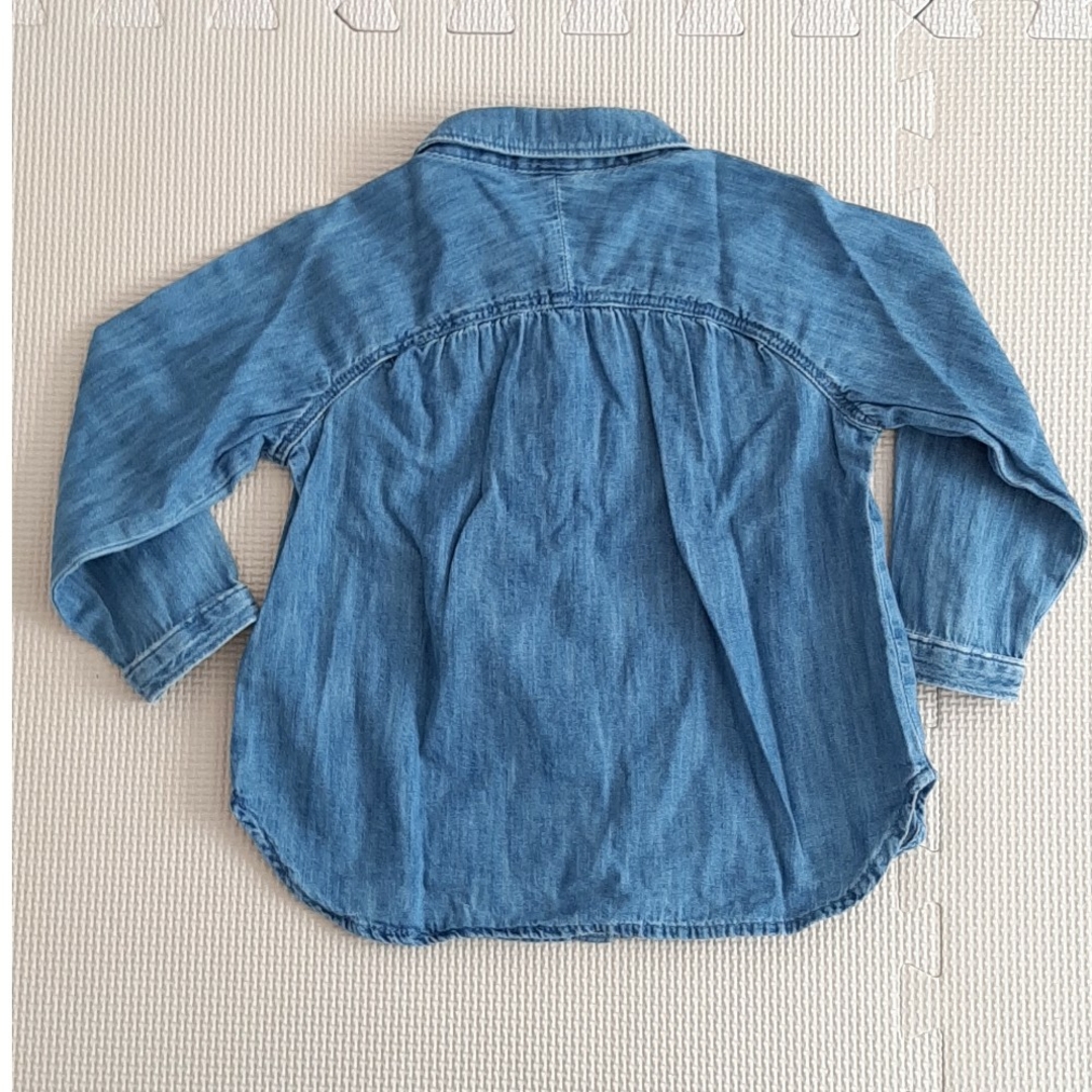 babyGAP(ベビーギャップ)のbabyGAP デニムブラウス　95センチ キッズ/ベビー/マタニティのキッズ服女の子用(90cm~)(ブラウス)の商品写真