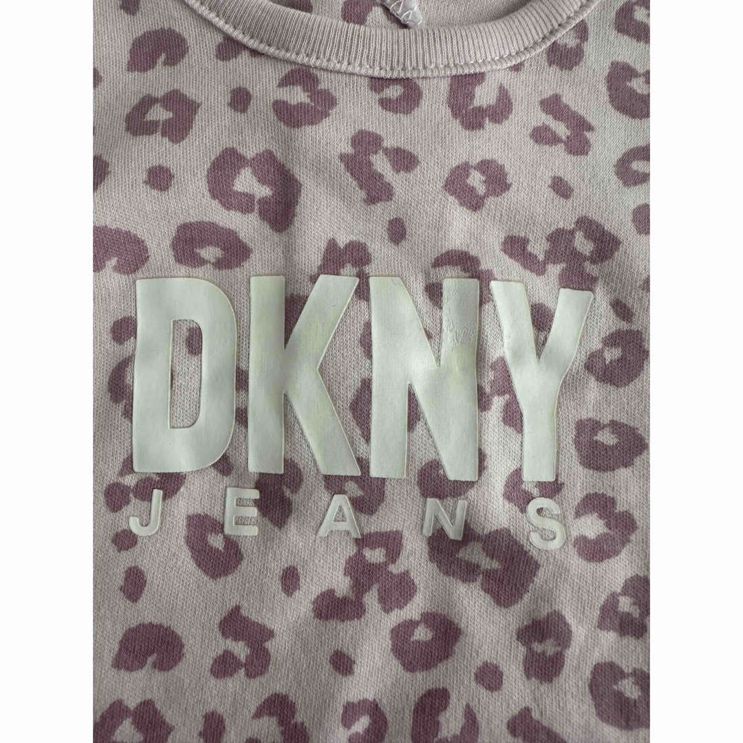 DKNY(ダナキャランニューヨーク)のアメリカ購入ダナキャランDKNYセットアップ6〜9ヶ月トミー　ラルフ　カルバン キッズ/ベビー/マタニティのベビー服(~85cm)(ロンパース)の商品写真