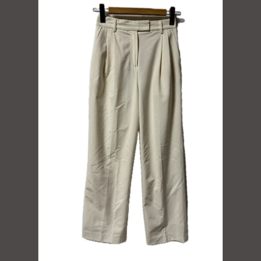 TODAYFUL(トゥデイフル)のトゥデイフル Tuck Tapered Trousers テーパードトラウザーズ レディースのパンツ(その他)の商品写真