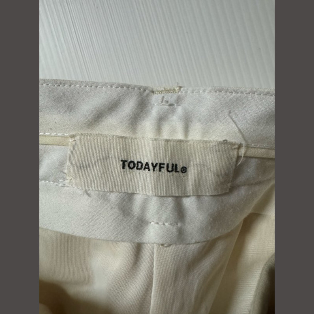 TODAYFUL(トゥデイフル)のトゥデイフル Tuck Tapered Trousers テーパードトラウザーズ レディースのパンツ(その他)の商品写真