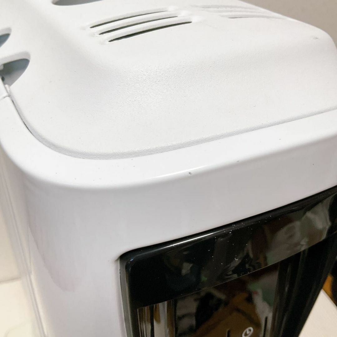 DeLonghi(デロンギ)のDeLonghi RHJ65L0712 デロンギ オイルヒーター スマホ/家電/カメラの冷暖房/空調(オイルヒーター)の商品写真