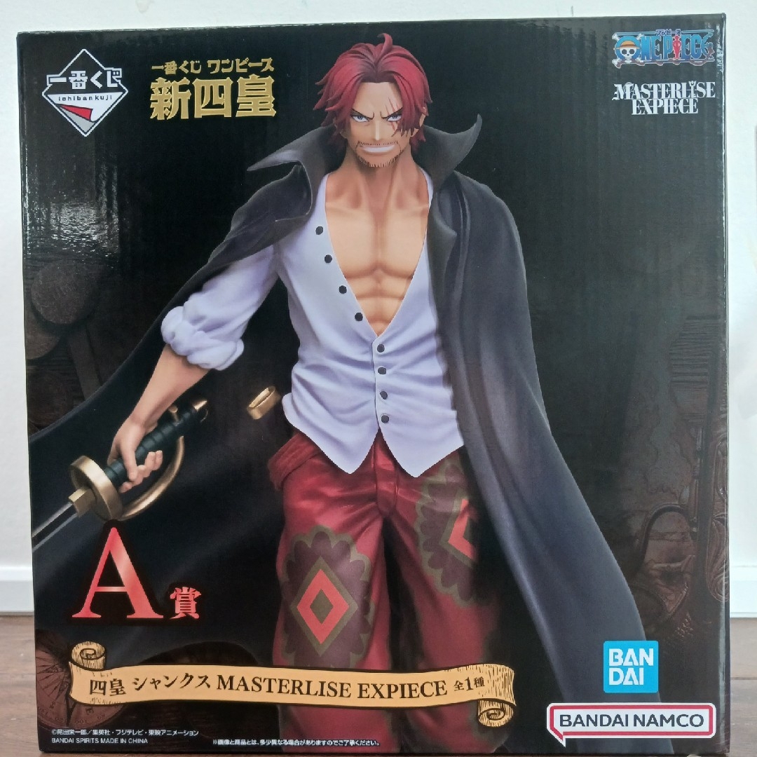 ONE PIECE(ワンピース)のワンピース　新四皇　一番くじA賞　シャンクス エンタメ/ホビーのおもちゃ/ぬいぐるみ(キャラクターグッズ)の商品写真