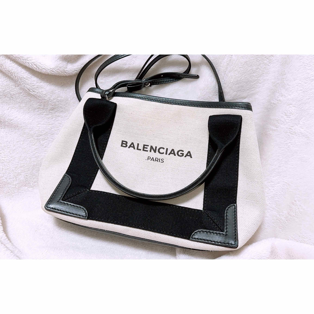 Balenciaga(バレンシアガ)のBALENCIAGA ショルダーバッグ(保存袋あり)カバス キャンバス レディースのバッグ(ショルダーバッグ)の商品写真