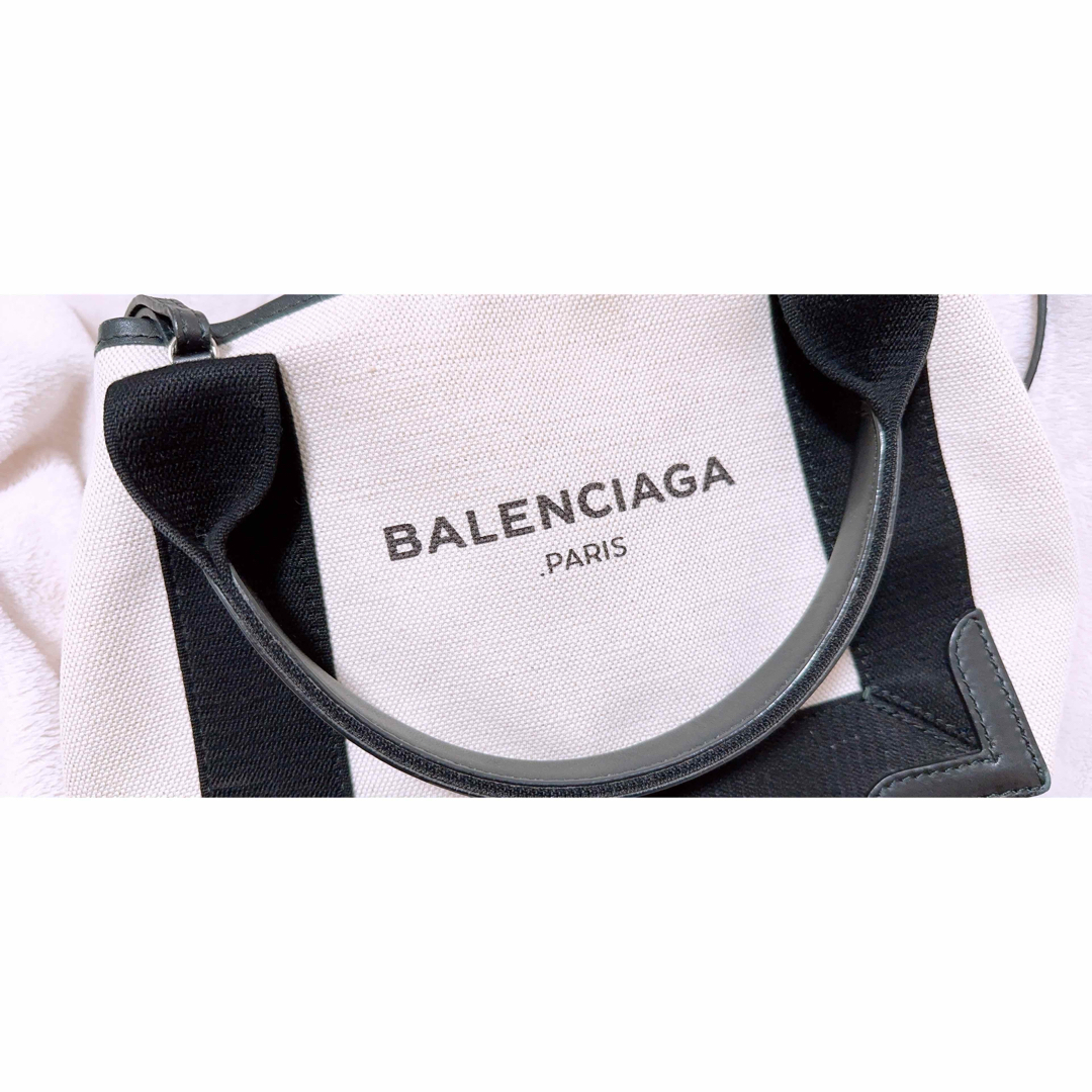 Balenciaga(バレンシアガ)のBALENCIAGA ショルダーバッグ(保存袋あり)カバス キャンバス レディースのバッグ(ショルダーバッグ)の商品写真