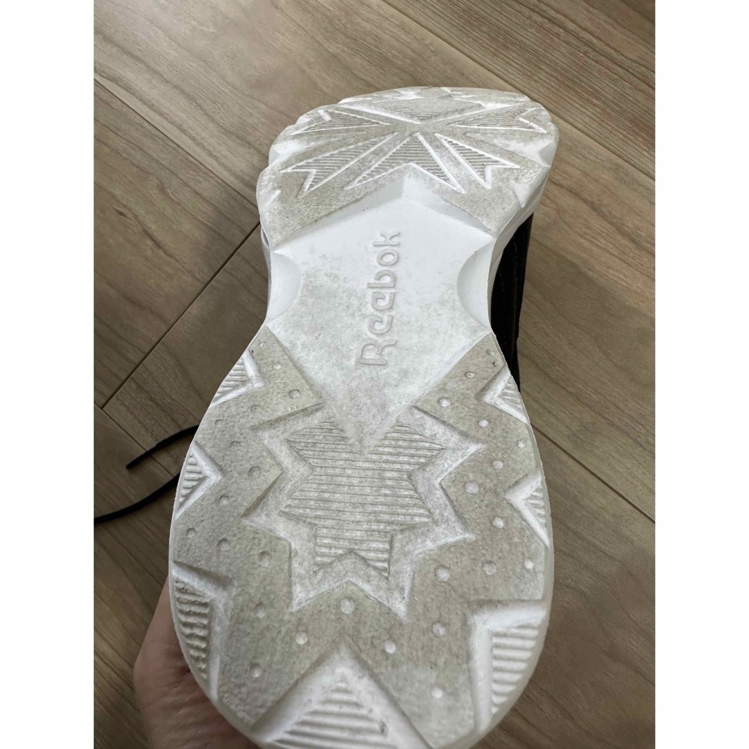 Reebok(リーボック)の【⭐︎Reebokシューズ⭐︎】ブラック　23.5cm スポーツ/アウトドアのランニング(シューズ)の商品写真