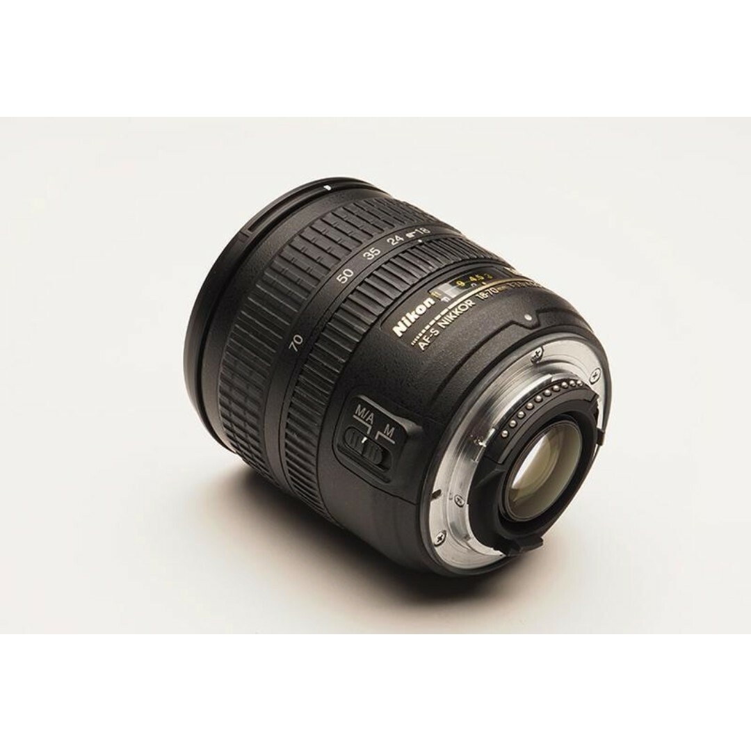 Nikon(ニコン)の2月27日限定価格✨Nikon AF-S DX ED 18-70mm スマホ/家電/カメラのカメラ(レンズ(ズーム))の商品写真