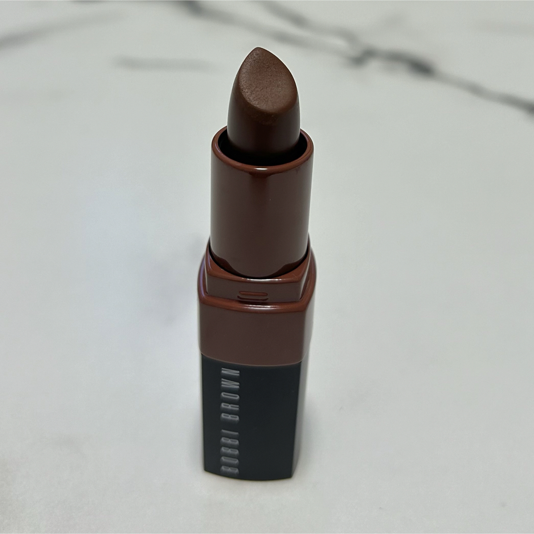 BOBBI BROWN(ボビイブラウン)のボビイブラウン　クラッシュドリップカラー　リッチココア コスメ/美容のベースメイク/化粧品(口紅)の商品写真