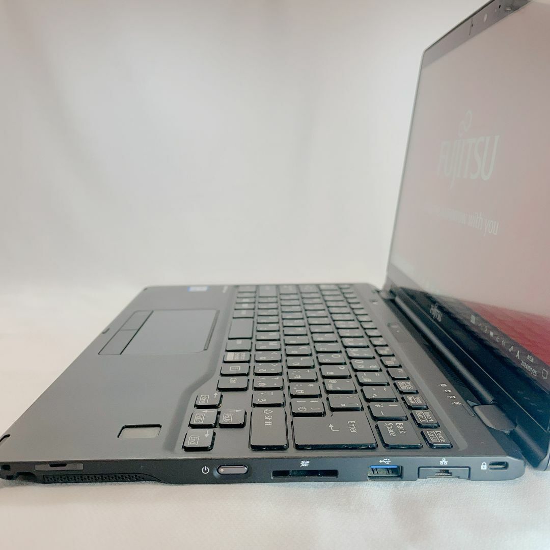 富士通(フジツウ)の【超軽量・タッチパネル】富士通 モバイルノートPC U939X/A_388 スマホ/家電/カメラのPC/タブレット(ノートPC)の商品写真