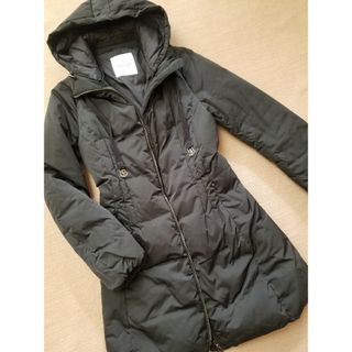 週末限定SALE中♥【美品】MONCLER ダウンコート CHARPAL