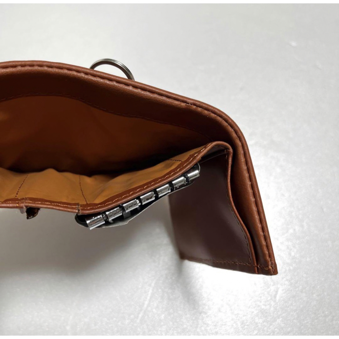 【新品】革製品　キーケース　財布　ミニ　3つ折り　ブラウン メンズのファッション小物(折り財布)の商品写真