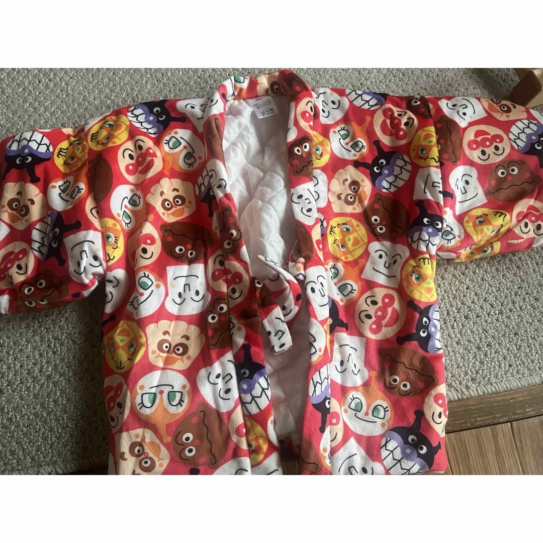 西松屋(ニシマツヤ)のアンパンマン はんてん キッズ/ベビー/マタニティのキッズ/ベビー/マタニティ その他(その他)の商品写真
