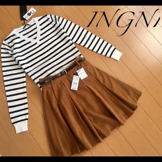 イング(INGNI)の新品INGNI 3点セット♡Vネックトップス＋ベルト付スカート(セット/コーデ)