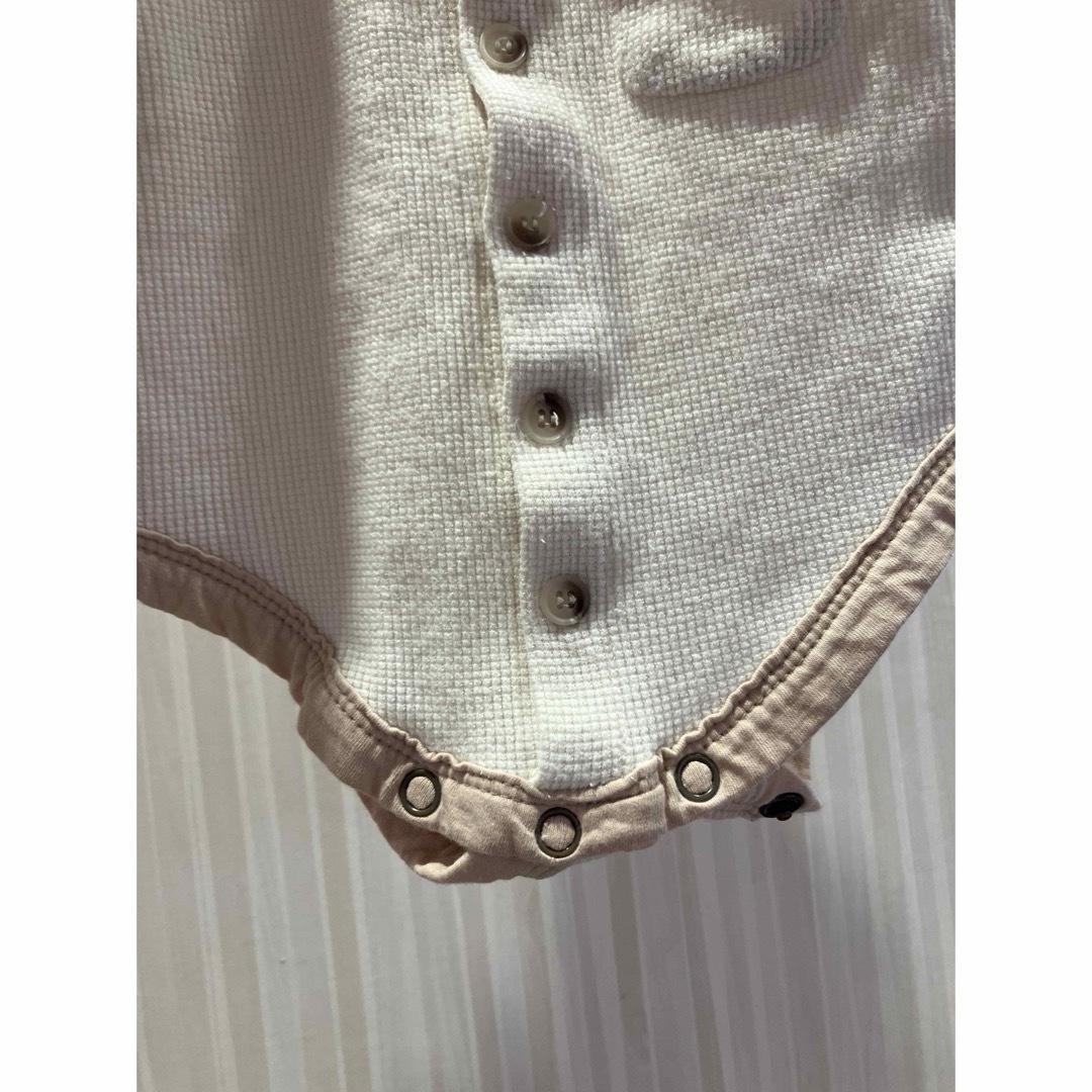 キャミロンパース mini beige 6m キッズ/ベビー/マタニティのベビー服(~85cm)(ロンパース)の商品写真