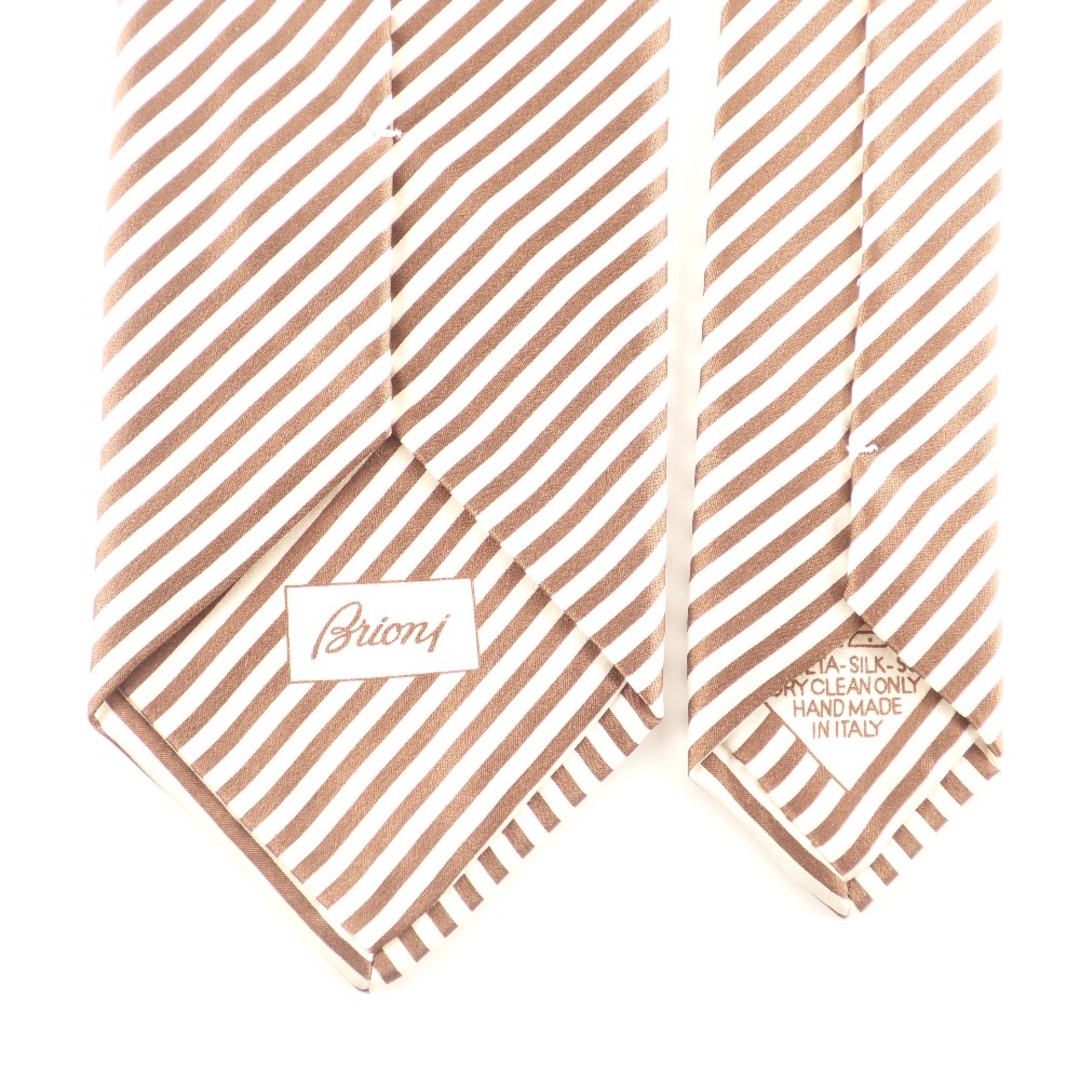 Brioni(ブリオーニ)のブリオーニ 【新品同様】ストライプ シルク100% ネクタイ&チーフセット メンズのファッション小物(ネクタイ)の商品写真