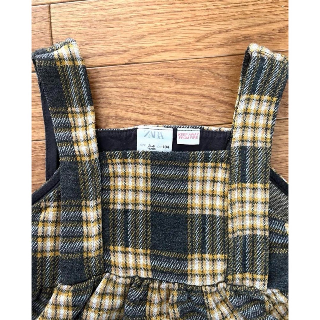 ZARA(ザラ)のZARA ザラ チェック ワンピース 104 キッズ/ベビー/マタニティのキッズ服女の子用(90cm~)(ワンピース)の商品写真