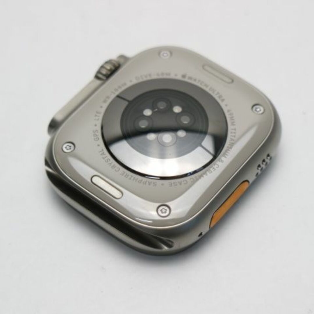Apple(アップル)の新品同様 Apple Watch Ultra 49mm GPS+Cellular チタニウム M222 スマホ/家電/カメラのスマホ/家電/カメラ その他(その他)の商品写真