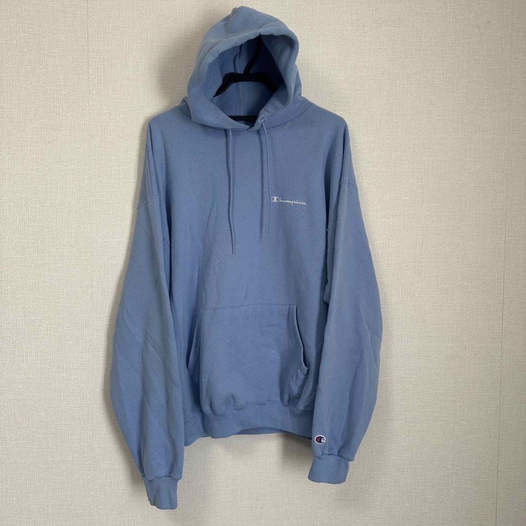 Champion(チャンピオン)のchampion スカイブルーパーカー メンズのトップス(パーカー)の商品写真