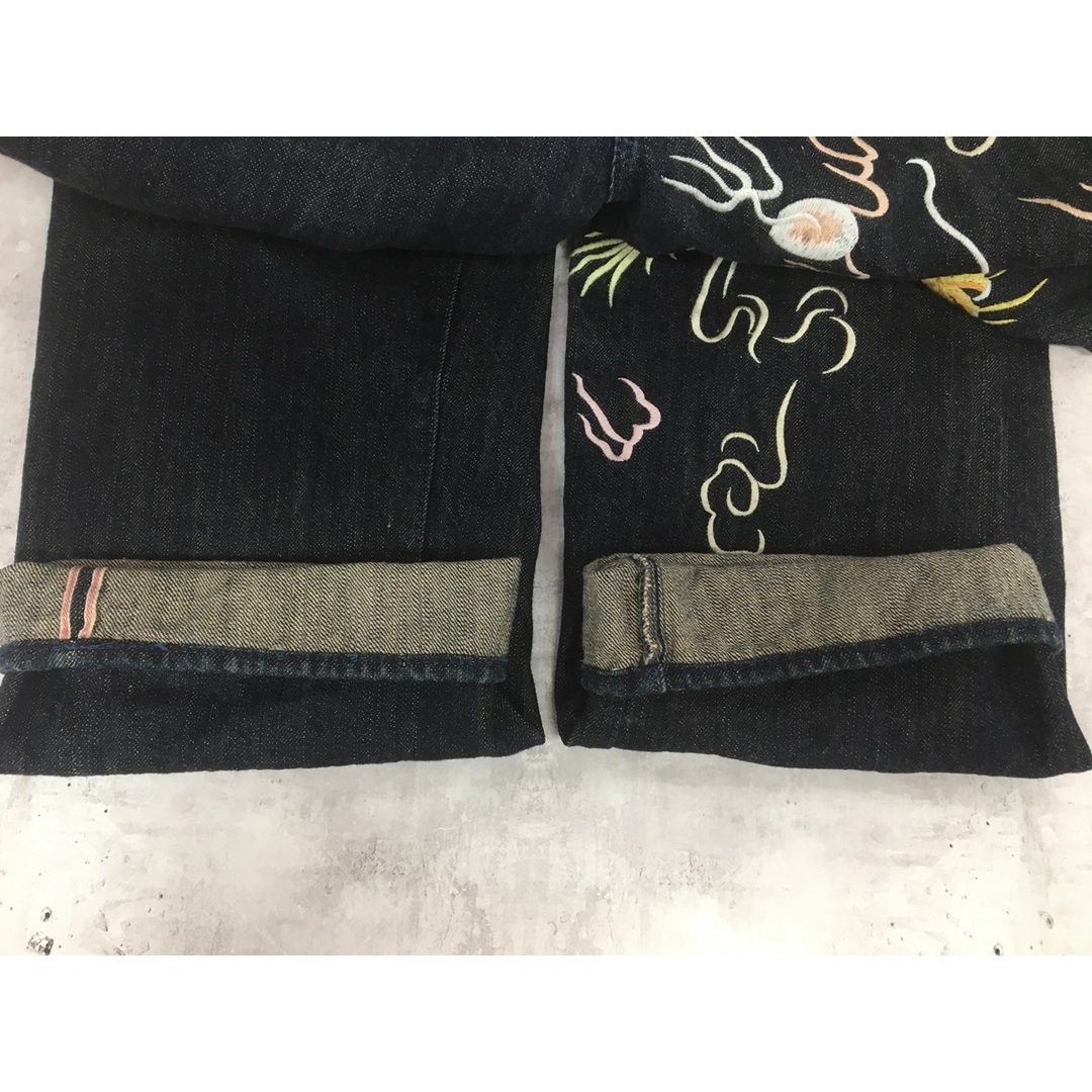 EVISU(エビス)のEVISU JEANS エヴィス ジーンズ 龍 ゴリラ刺繍デニムパンツ【3493-004】 メンズのパンツ(デニム/ジーンズ)の商品写真