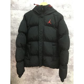 ナイキ(NIKE)のNIKE JORDAN AS MJ ESS PUFFER JACKET ナイキ ジョーダン 中綿ジャケット【7154-004】(その他)