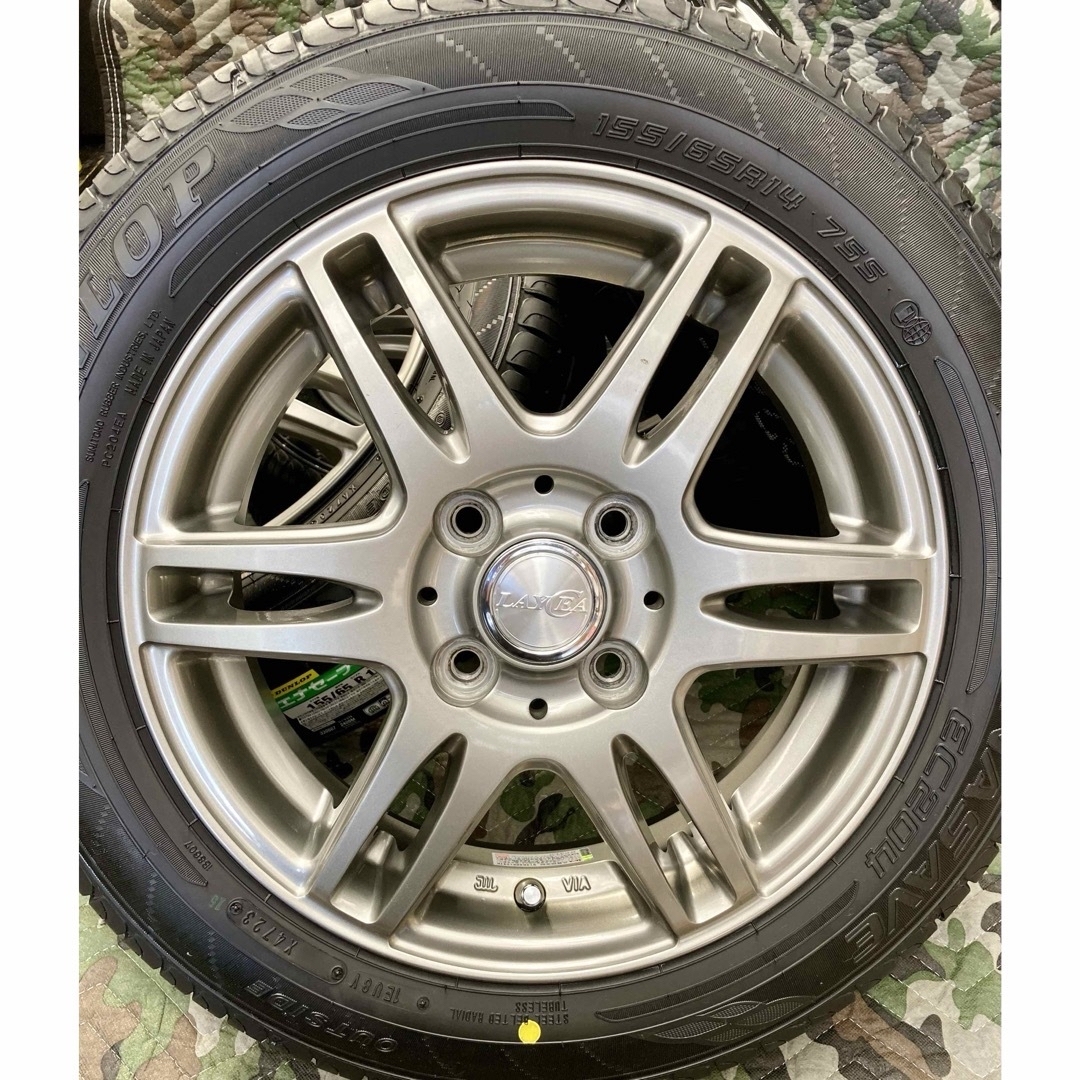 DUNLOP(ダンロップ)の⑫155/65R14  新品ダンロップタイヤ4本と中古ホイールとナット付き 自動車/バイクの自動車(タイヤ・ホイールセット)の商品写真