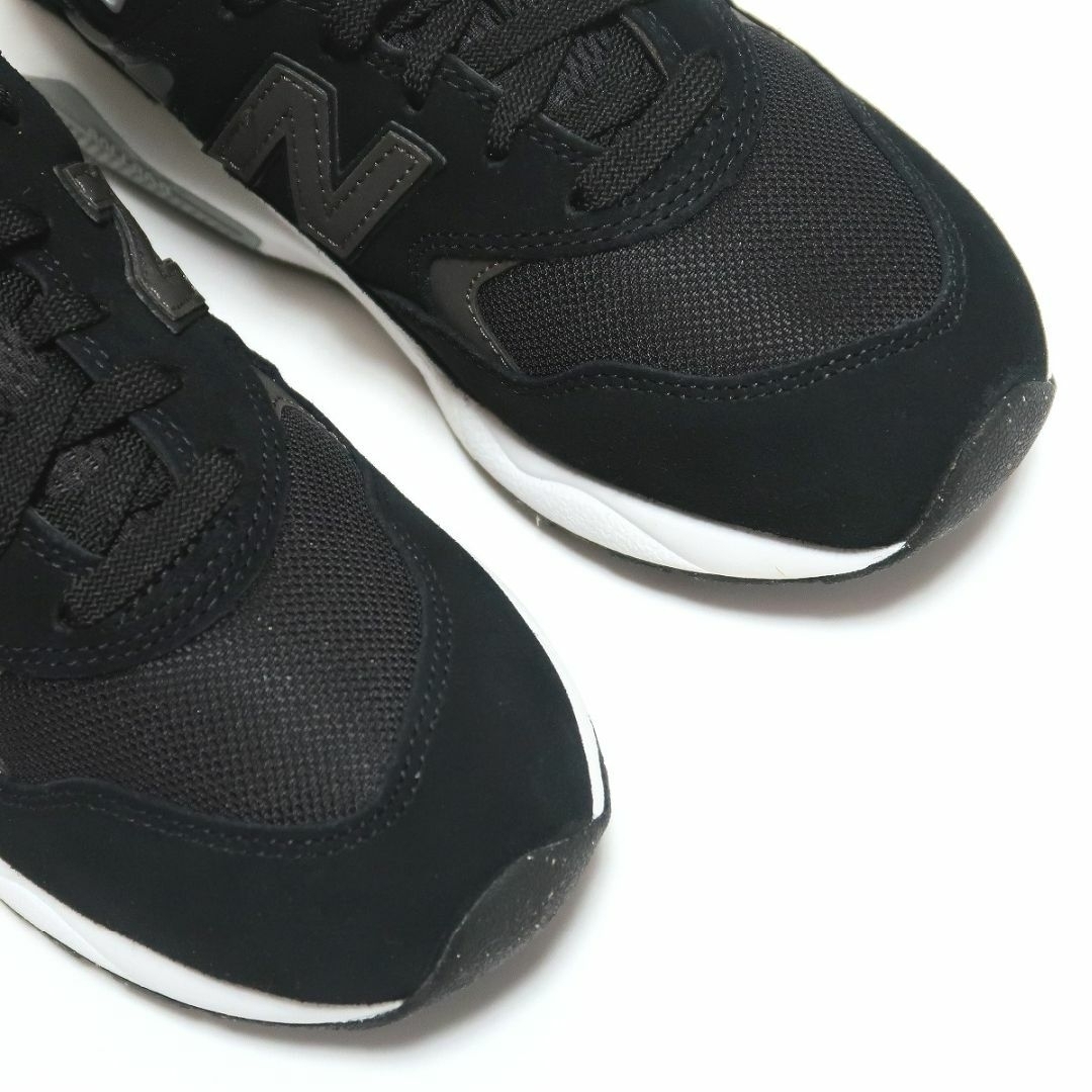 New Balance(ニューバランス)の海外限定 26 新品 New Balance MT580 ED2 スニーカー 黒 メンズの靴/シューズ(スニーカー)の商品写真