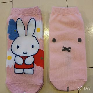 ミッフィー(miffy)のミッフィーちゃん顔柄　靴下2足セット(ソックス)