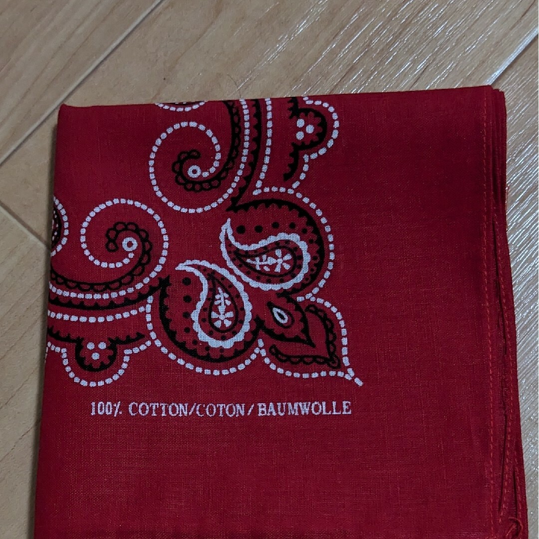 #バンダナ #ハンカチ #赤 #綿100% #54センチ #コットン #レッド レディースのファッション小物(バンダナ/スカーフ)の商品写真