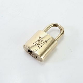 ルイヴィトン(LOUIS VUITTON)の美品 ルイヴィトン 323 パドロック 南京錠 ゴールド バッグ カデナ メンズ レディース EEM 0122-E13(その他)