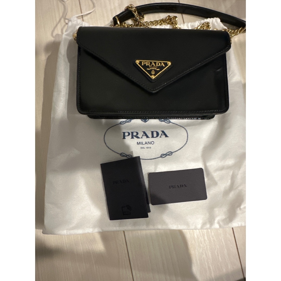 ショルダーバッグ専用PRADA ショルダーバッグ