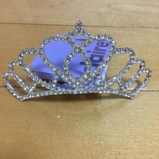 クレアーズ(claire's)のティアラ(カチューシャ)