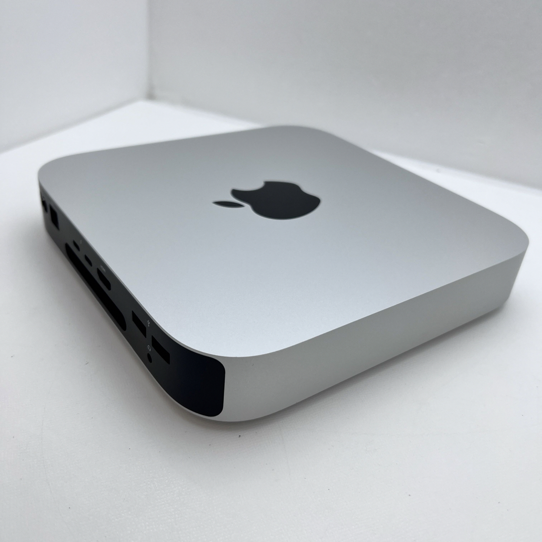 MacMini CPU Apple M1/RAM 8GB/SSD 256GB MacMini CPU Apple M1/RAM 8GB/SSD 256GB