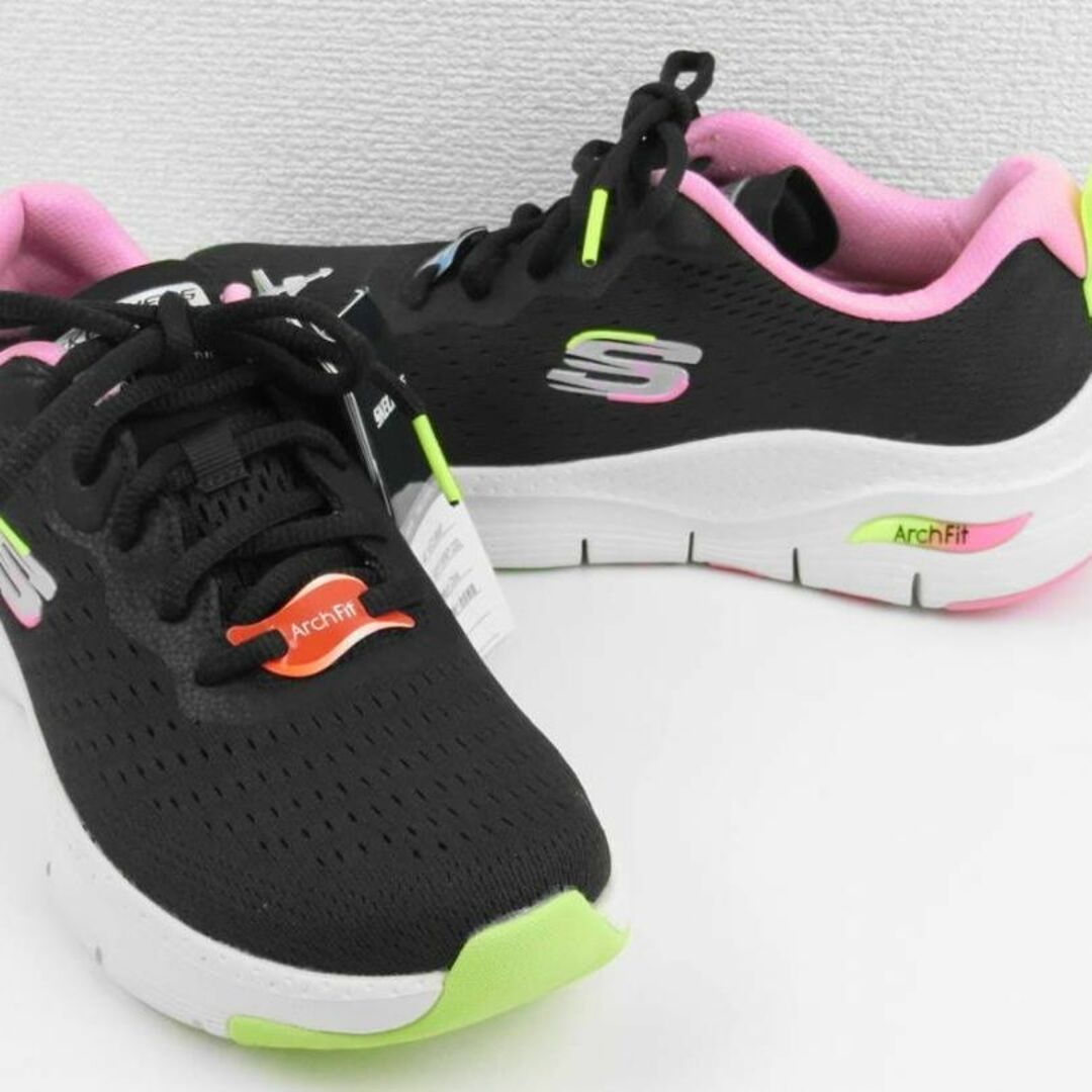 SKECHERS(スケッチャーズ)の【サイズ違い】SKECHERS スニーカー ブラック 左24 右23【1028】 レディースの靴/シューズ(スニーカー)の商品写真