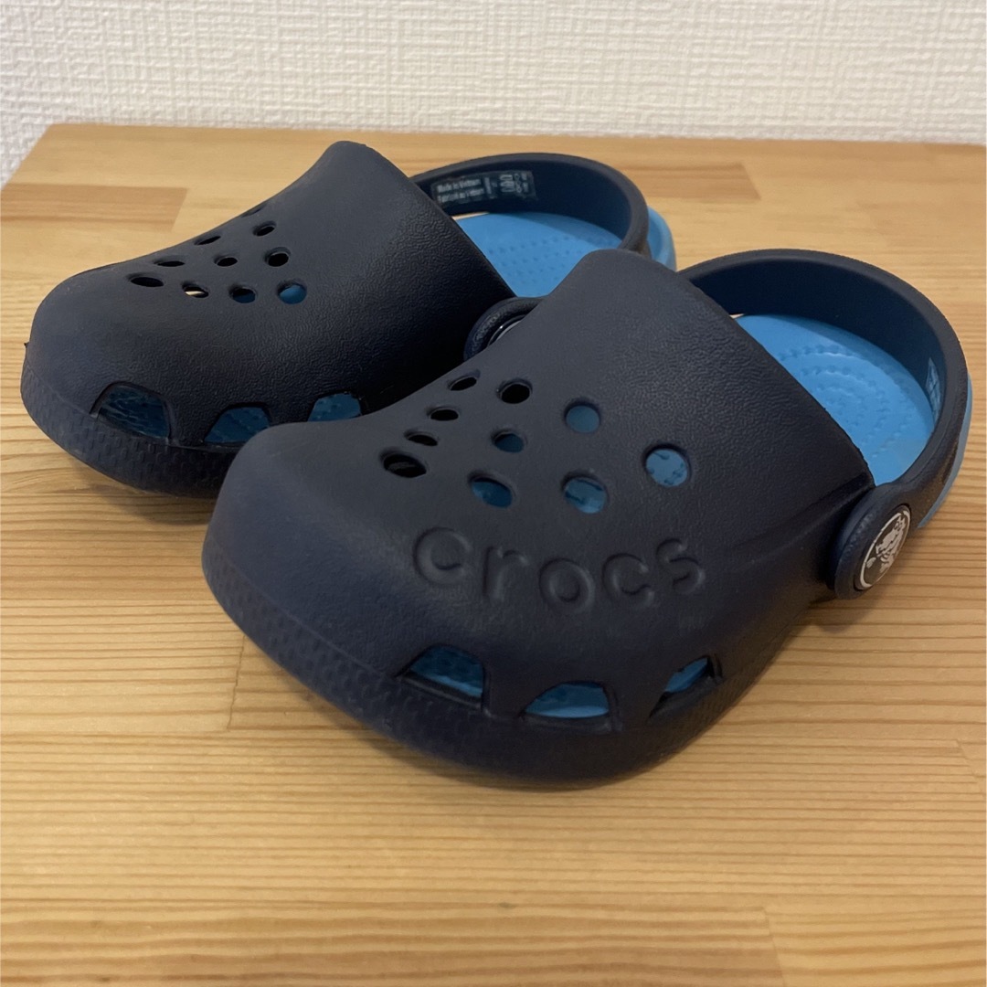 crocs(クロックス)のクロックス　サンダル　15cm キッズ/ベビー/マタニティのキッズ靴/シューズ(15cm~)(サンダル)の商品写真