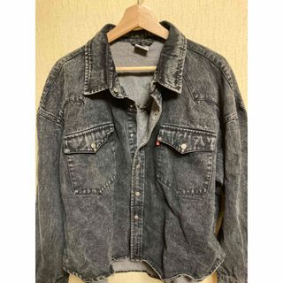 ヴェトモン(VETEMENTS)のVETEMENTS Levi's デニム　シャツ　ジャケットヴェトモンリーバイス(Gジャン/デニムジャケット)