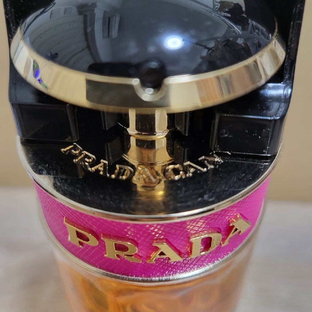 PRADA(プラダ)のPRADA CANDY 80ml アトマイザー付き コスメ/美容の香水(香水(女性用))の商品写真