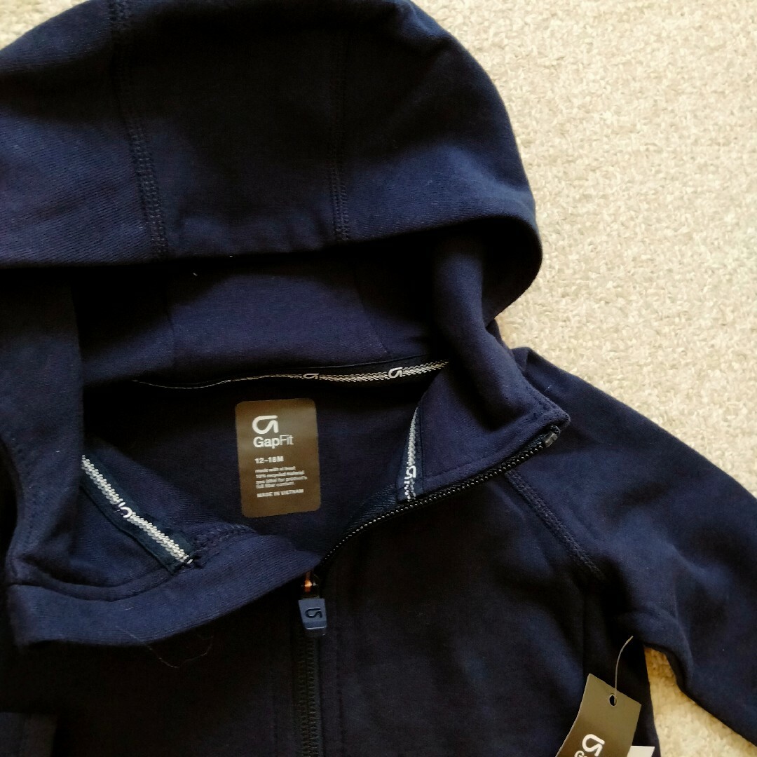 GAP(ギャップ)のGAP ギャップ ベビー フィットテクパーカー 80cm キッズ/ベビー/マタニティのベビー服(~85cm)(その他)の商品写真