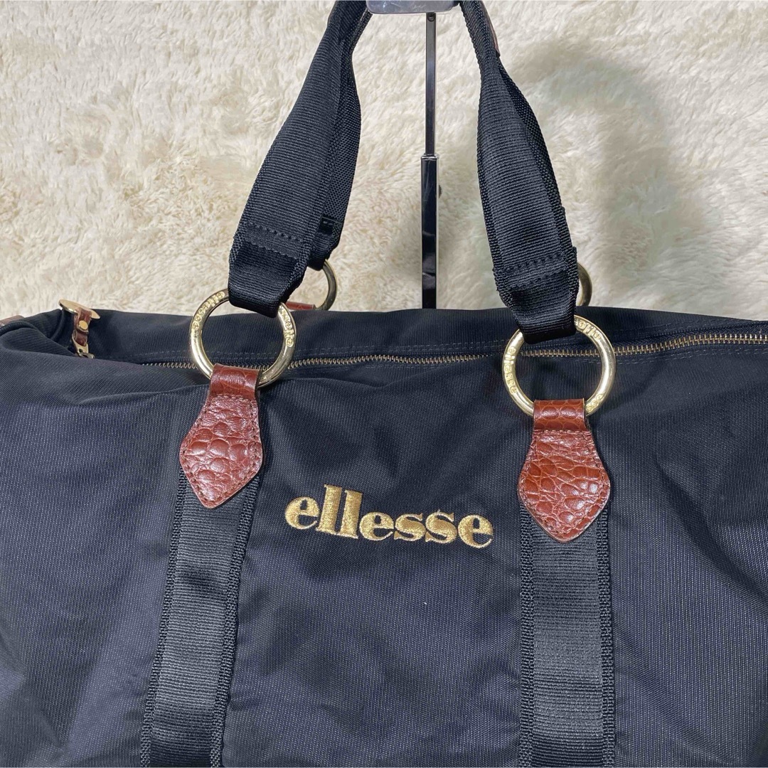 ellesse(エレッセ)の【ellesse】エレッセ　ボストンバッグ　紺　旅行　大容量　スポーツバッグ レディースのバッグ(ボストンバッグ)の商品写真