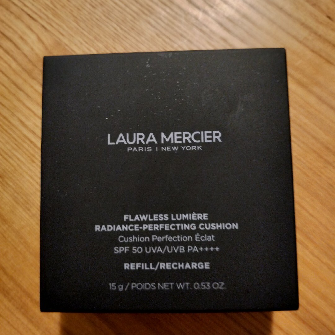 laura mercier(ローラメルシエ)のフローレス ルミエール ラディアンス パーフェクティング クッション / SPF コスメ/美容のベースメイク/化粧品(ファンデーション)の商品写真