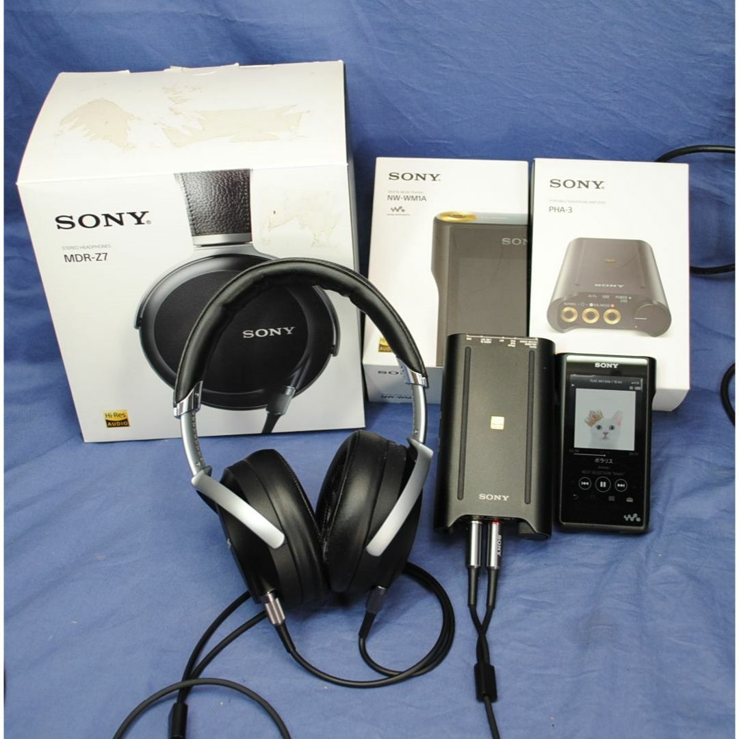 SONY(ソニー)のSONY MDR-Z7/PHA-3/NW-WM1A 3点セット 最高の組み合わせ スマホ/家電/カメラのオーディオ機器(ポータブルプレーヤー)の商品写真