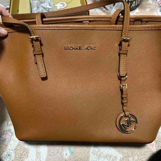 Michael Kors バッグ最終お値下げ！早いもの勝ち！