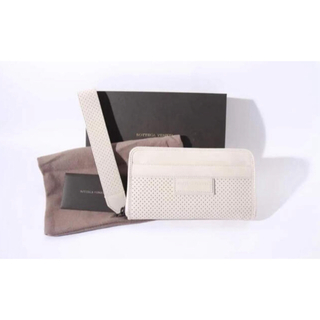 ボッテガ(Bottega Veneta) 財布(レディース)（ホワイト/白色系）の通販