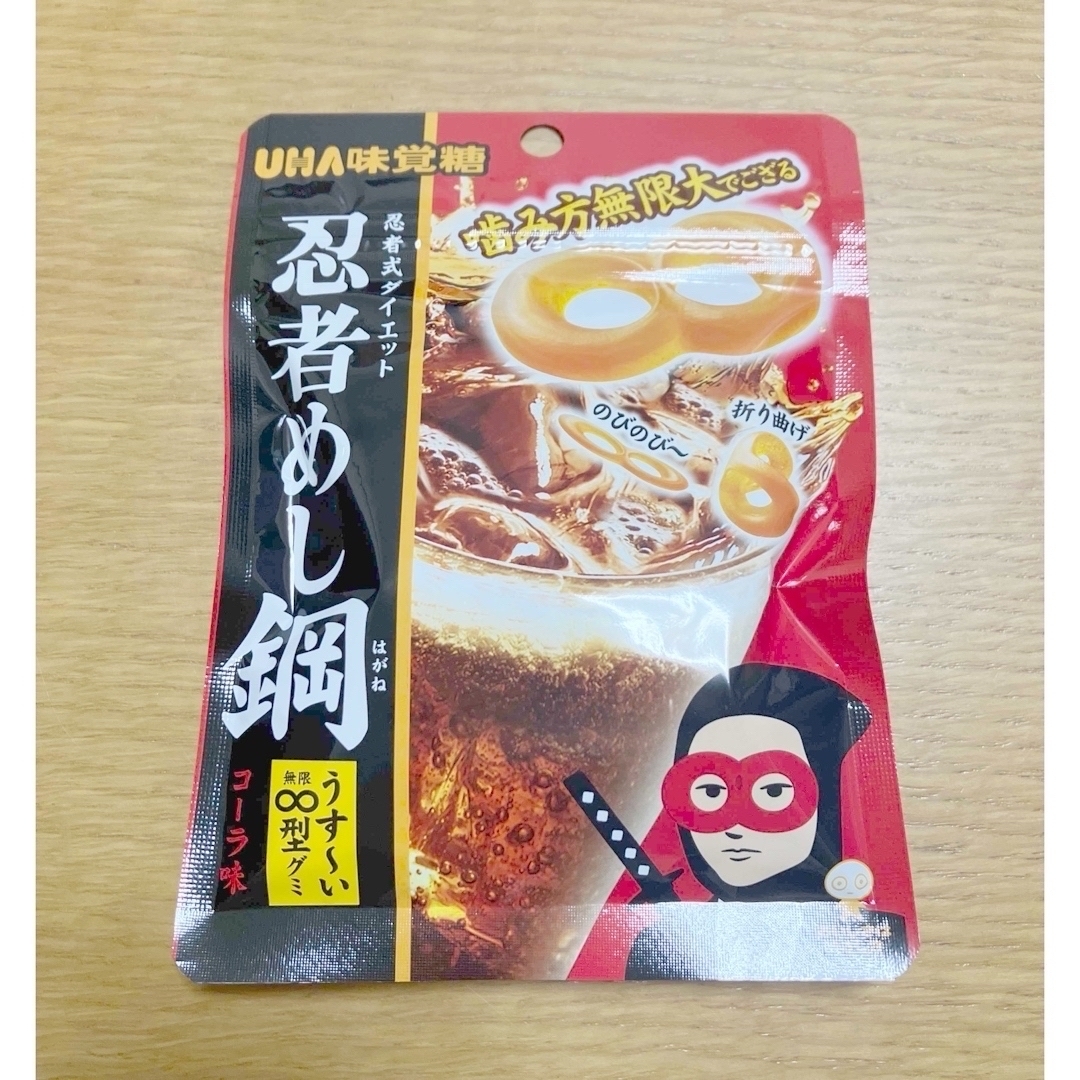 UHA味覚糖(ユーハミカクトウ)のRR様専用　忍者めし鋼　コーラ味　ハードグミ 食品/飲料/酒の食品(菓子/デザート)の商品写真