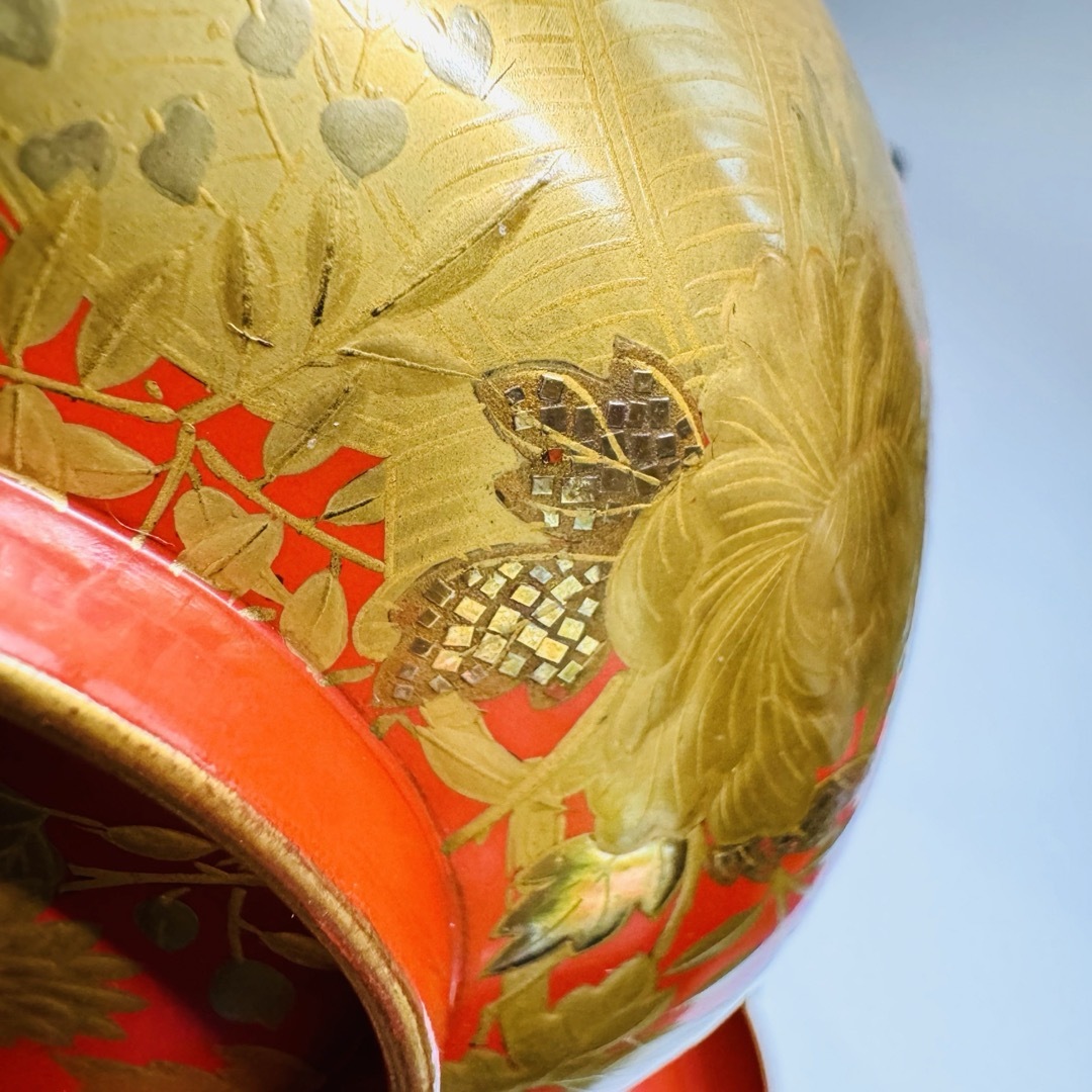 美品】 輪島塗】 沈金松と梅柄 蓋付吸物椀 3客 / 金蒔絵 花に蝶図蓋 美品】 輪島塗】 沈金松と梅柄 蓋付吸物椀 3客 / 金蒔絵 花に蝶図蓋