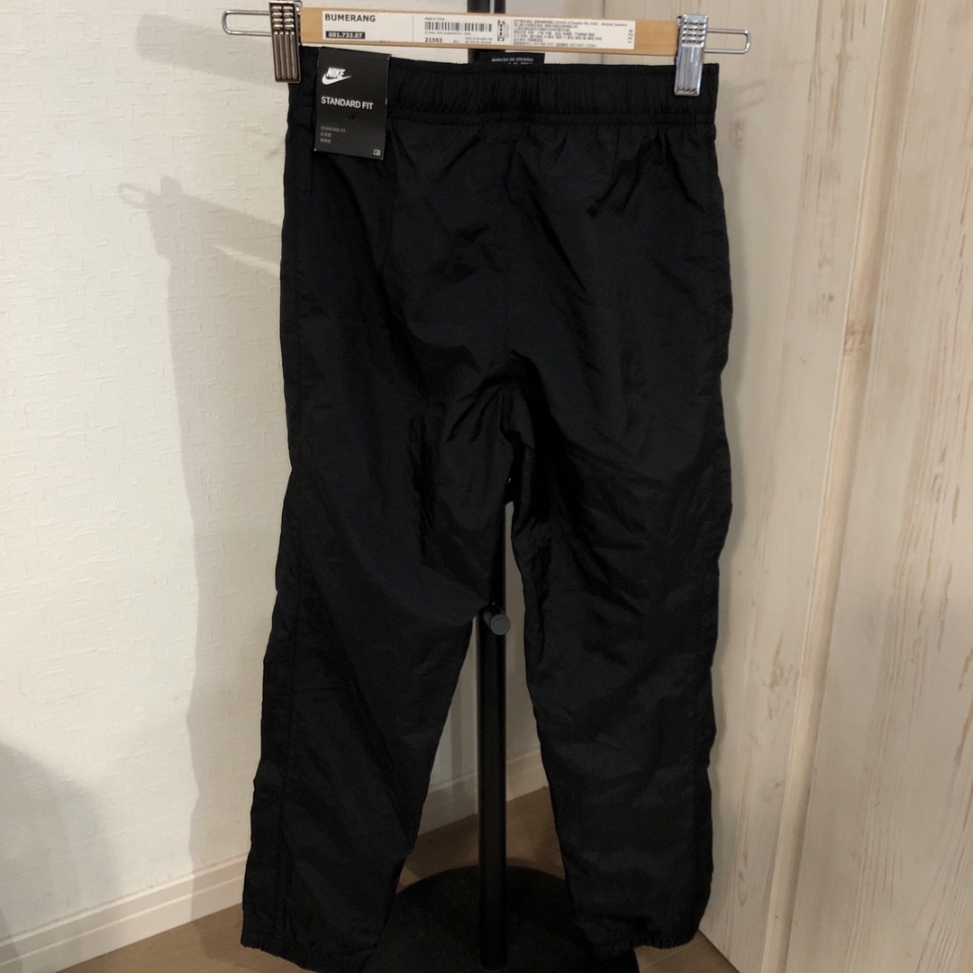 NIKE(ナイキ)のY-Y様専用。新品タグ付き。NIKE パンツ　ジャージ　キッズS 140㎝ キッズ/ベビー/マタニティのキッズ服女の子用(90cm~)(パンツ/スパッツ)の商品写真