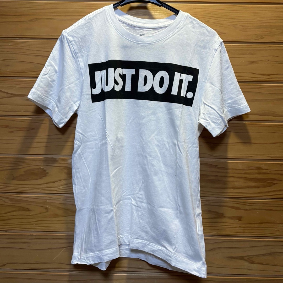 NIKE(ナイキ)のNIKE Tシャツ【S】 メンズのトップス(Tシャツ/カットソー(半袖/袖なし))の商品写真