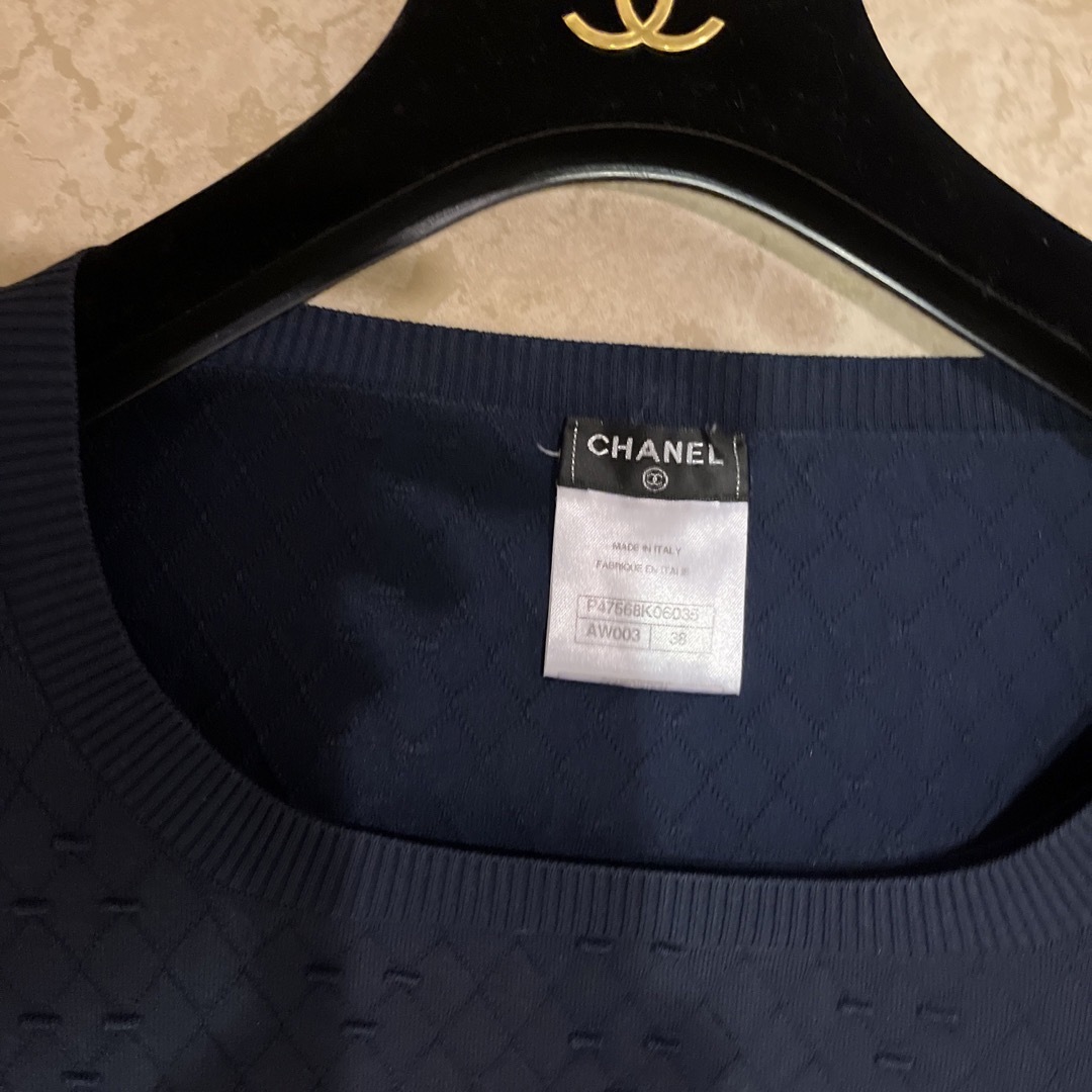 CHANEL(シャネル)のTシャツ レディースのトップス(Tシャツ(半袖/袖なし))の商品写真