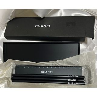 シャネル(CHANEL)のシャネル　ノベルティ　ペンケース　(ペンケース/筆箱)