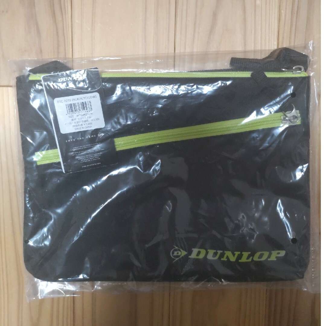 DUNLOP(ダンロップ)のDUN-DTC2235-083 ダンロップ サコッシュ ブラック×イエロー DU レディースのバッグ(ショルダーバッグ)の商品写真